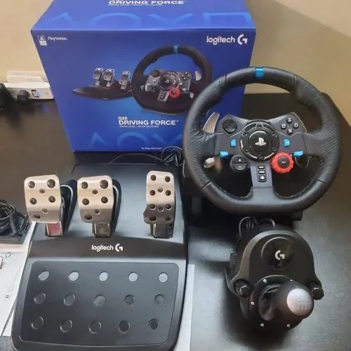 Logitech G29 Driving Force Racing Wheel