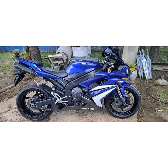 Yamaha R1  (no Kawa, No Ducati, No Cbr)