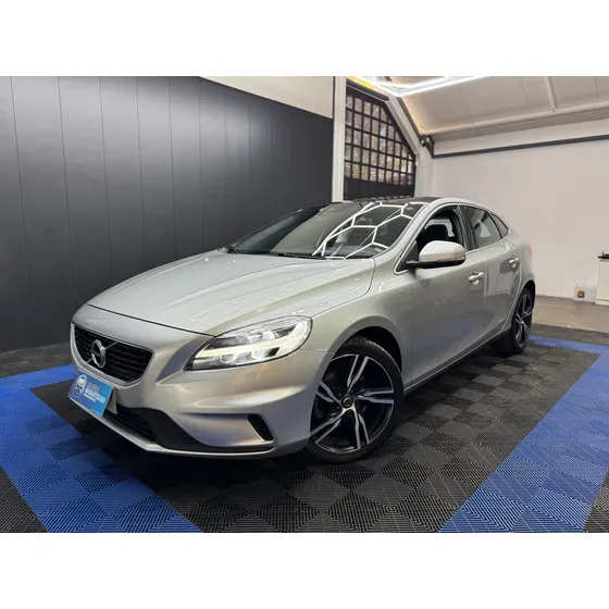 Volvo V40 T4 R-design
