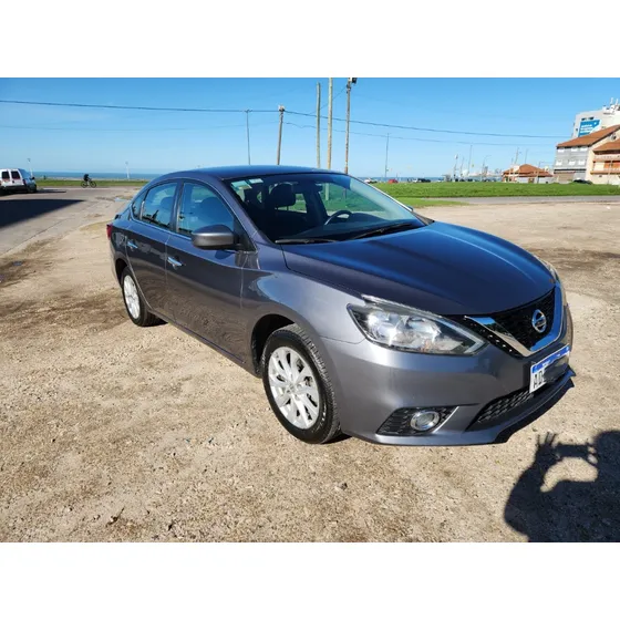 Nissan Sentra 1.8 Advance Pure Drive