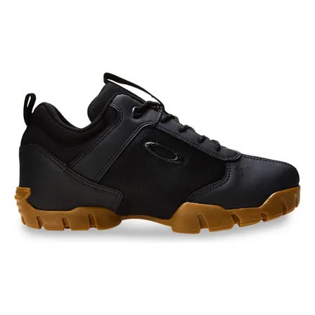 Tênis Masculino Preto E Bege Lisa Padrão Battle Oakley Preto E Bege Liso 41 Br