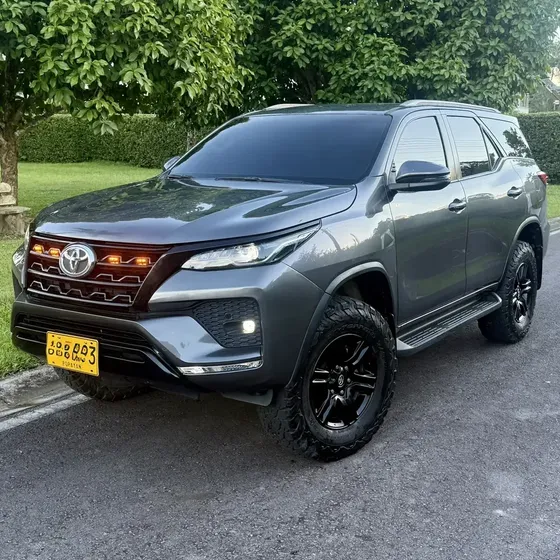 Toyota Fortuner 2021 2.4 Street At 7as