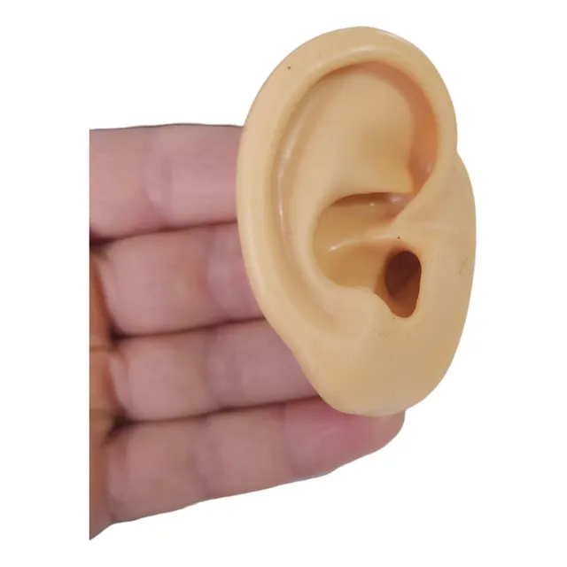 Oreja De Silicona Color Piel
