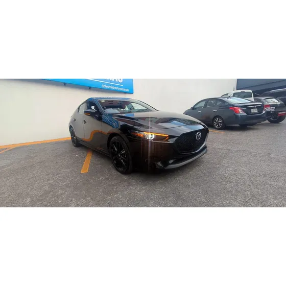 Mazda Mazda 3 2.5 Sedan Carbon Edition At
