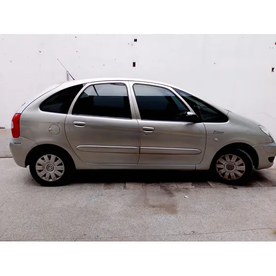 Citroën Xsara Picasso 2.0 Fase2 I Exclusiv 138cv