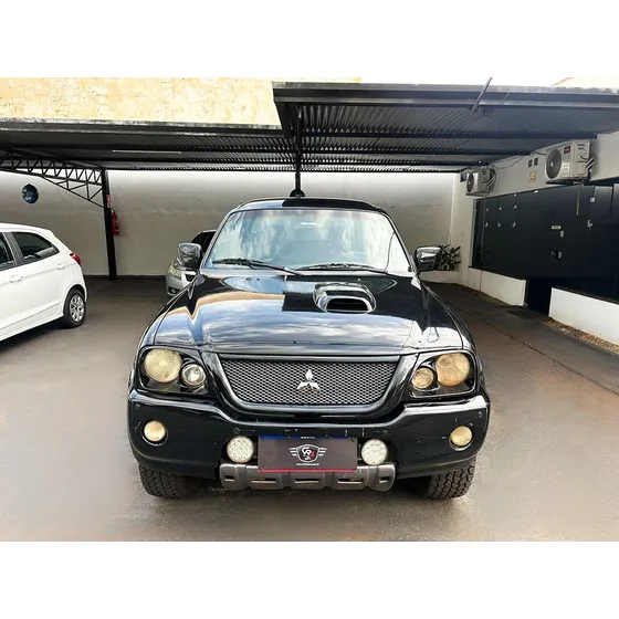 Mitsubishi L200 2.5 Sport Hpe 4x4 Cd 8v Turbo Intercooler