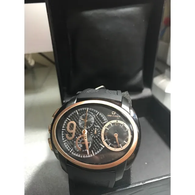 Reloj Time Force  Limited Edition Cristiano Ronaldo- Un Lujo
