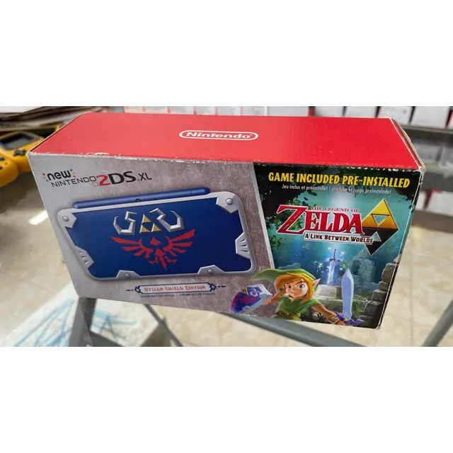 Consola Nintendo 2ds Xl Hylian Shield Edition