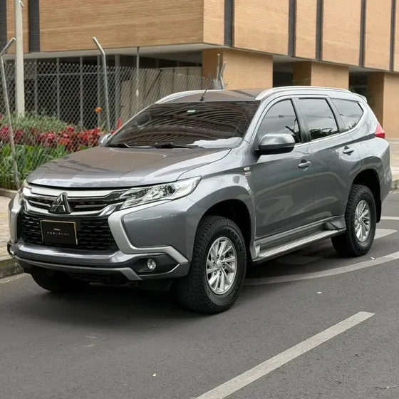 Mitsubishi Montero 2018 2.5 215 Hp