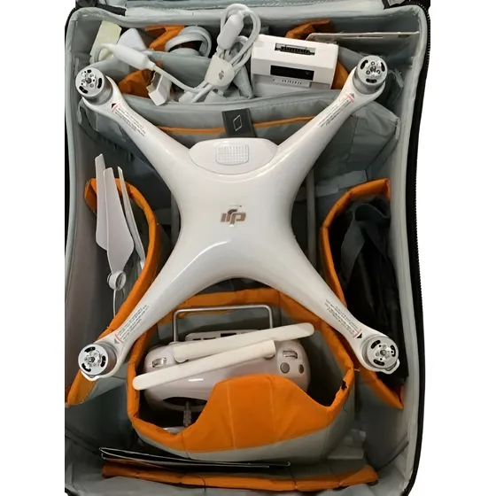 Dji Phantom 4 Pro V2.0 (usado Com 2 Baterias E Carregador)