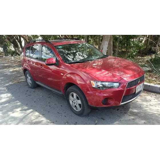 Mitsubishi Outlander 2.4 Xls At