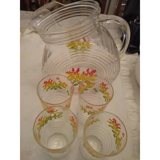 Jarra De Cristal Y 4 Vasos