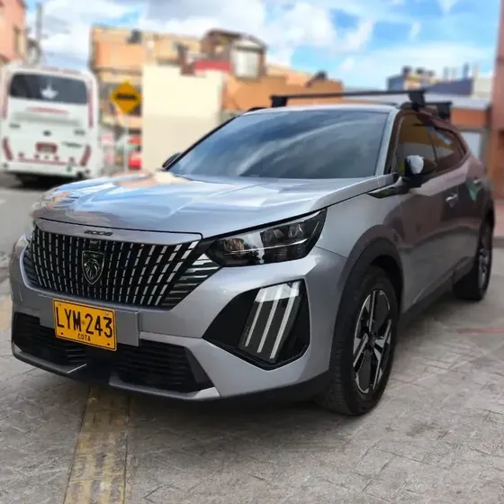 Peugeot 2008 2025 1.2 Gt-line