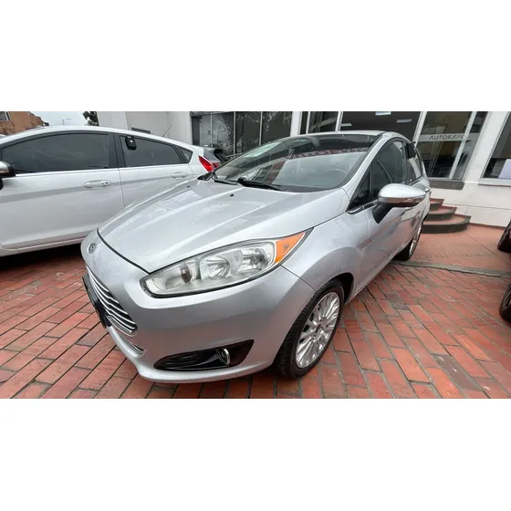 Ford Fiesta Titanium Hb Sec 1,6