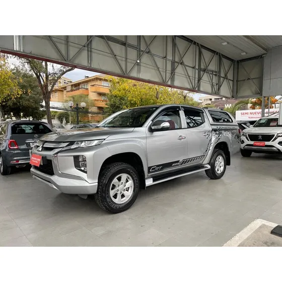 Mitsubishi L200 Td Katana 4x4