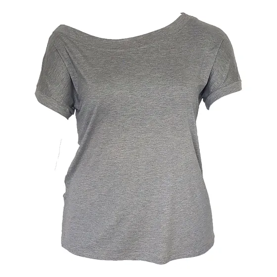 Blusinha Feminina Com Gola Canoa E Ombro Caído Plus Size