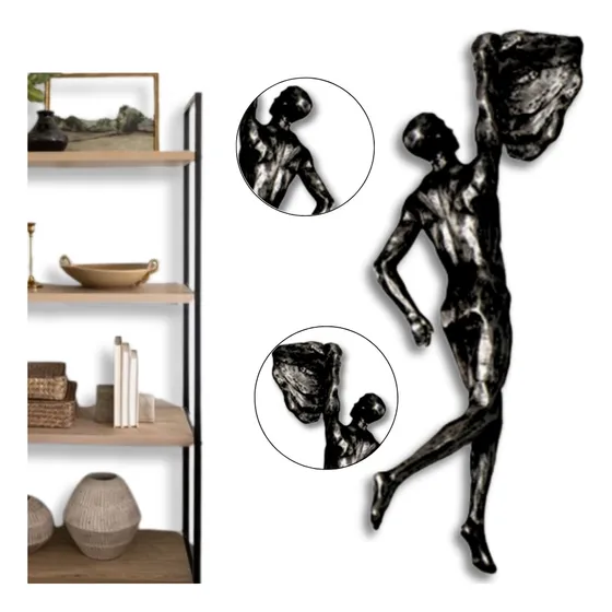 Figura De Hombre Colgado Llamativa Escultura Profesional
