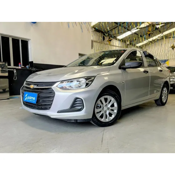 Chevrolet Onix Plus Turbo Automático