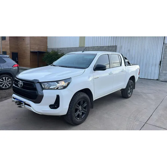 Toyota Hilux 2.8 Cd Sr 177cv 4x4