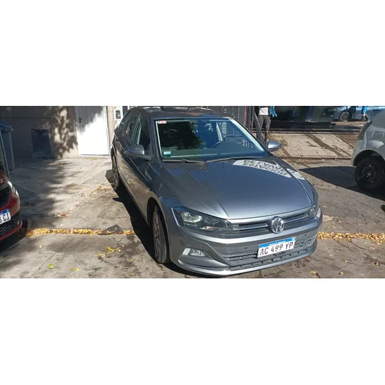 Volkswagen Polo 1.6 Msi Highline