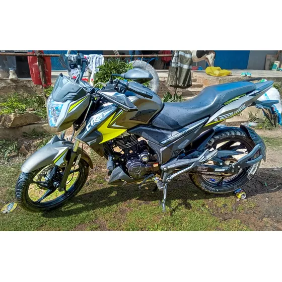 La Cr4 125 Unishock Es Una Moto Liviana, Versátil Y Económic