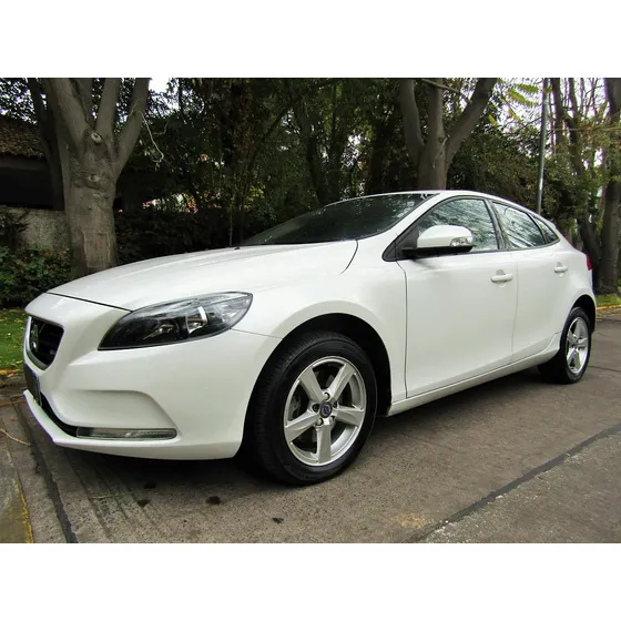 Volvo V40 D2 2.0 V40 D2 Diesel