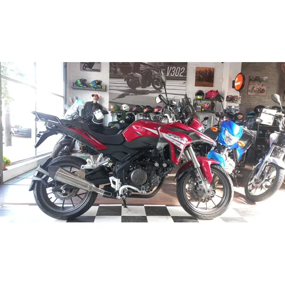 Benelli Trk 251