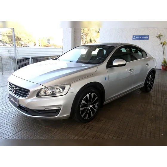 Volvo S60 1.5 T3 Comfort 4x2 At 4p
