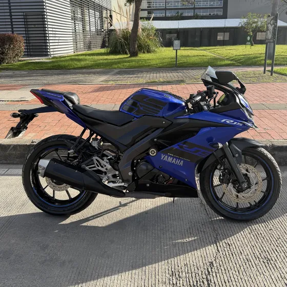Yamaha R15 V3