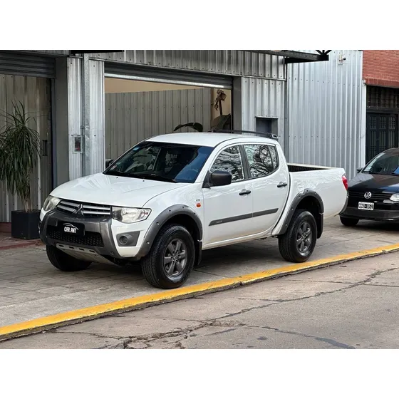 Mitsubishi L200 3.2 Cab Doble 4wd Gls Mt Airbag-abs