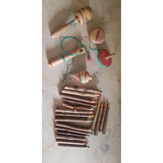 Juego De Madera Venezolano Merideño. Poco Uso.