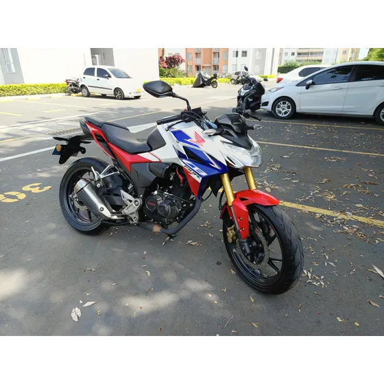 Moto Honda Cb190r Tricolor Modelo 2025