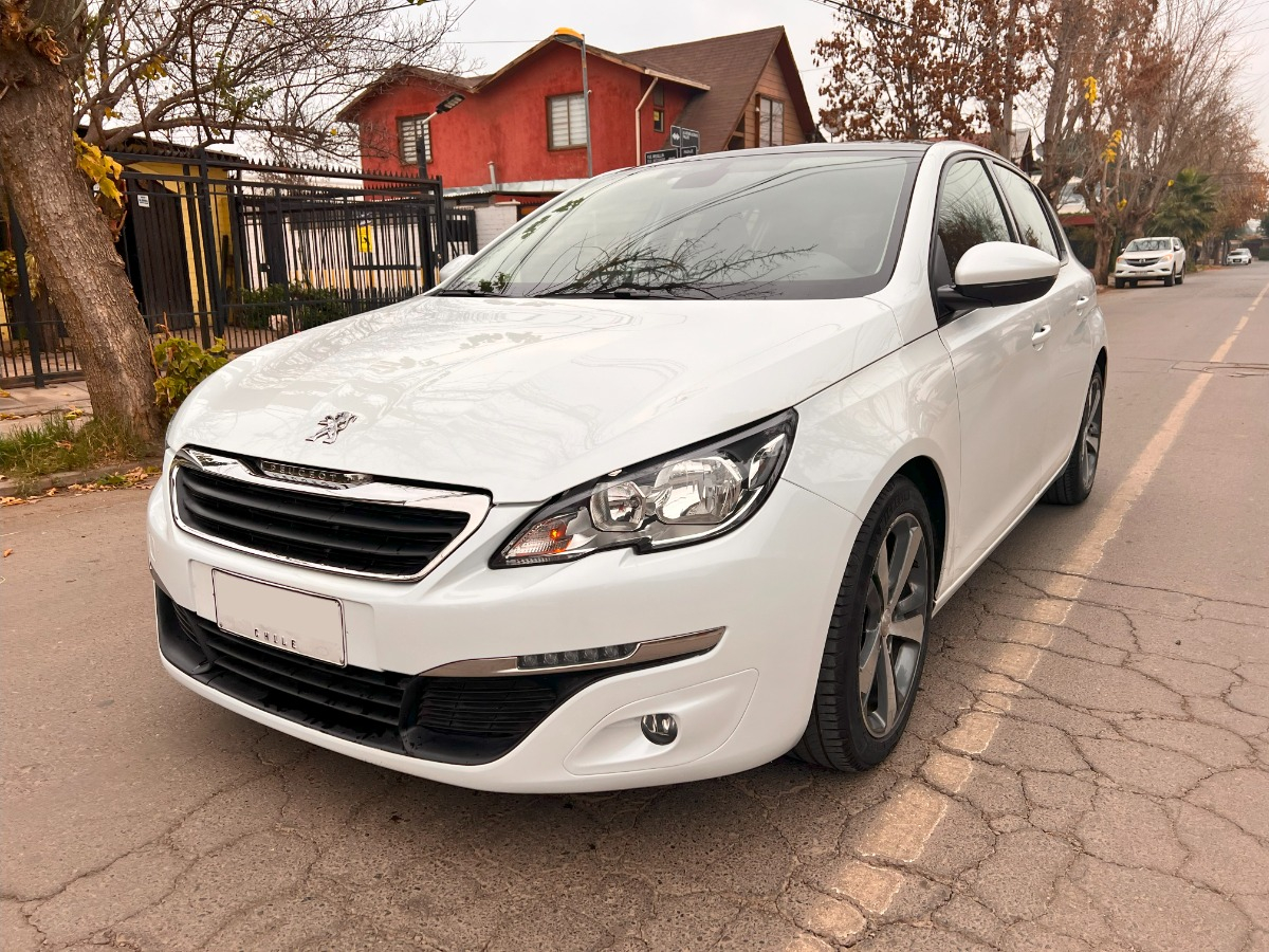 Peugeot 308 Allurepack Bluehdi 1.6diesel Mecanico - Carplay