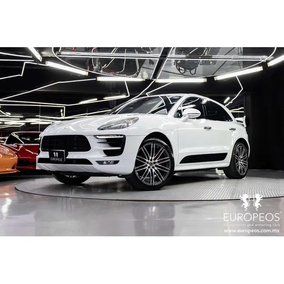 Porsche Macan 3.7 Turbo At