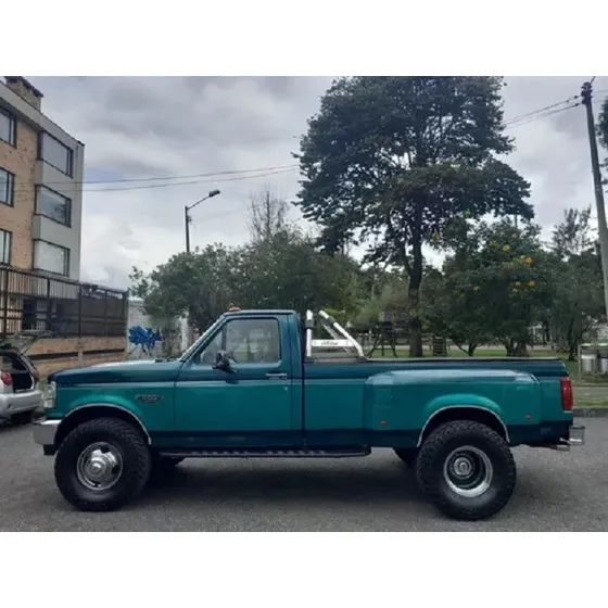Ford F-350 5.8 F 350 9 Asl Delantera