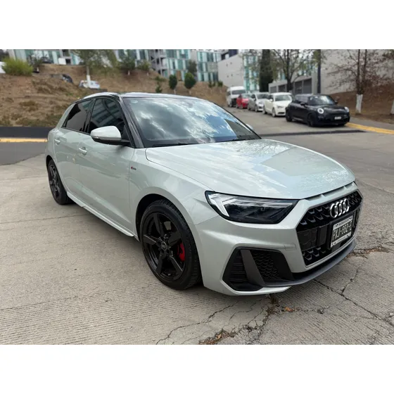 Audi A1 2.0 Sportback S- Line S-tronic