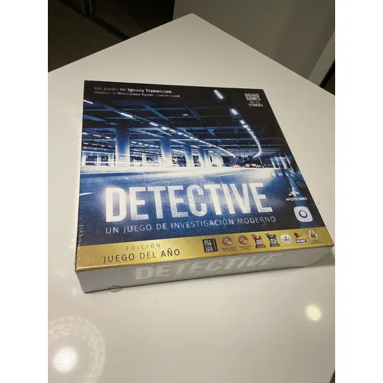 Detective - En Español Juego De Mesa Express