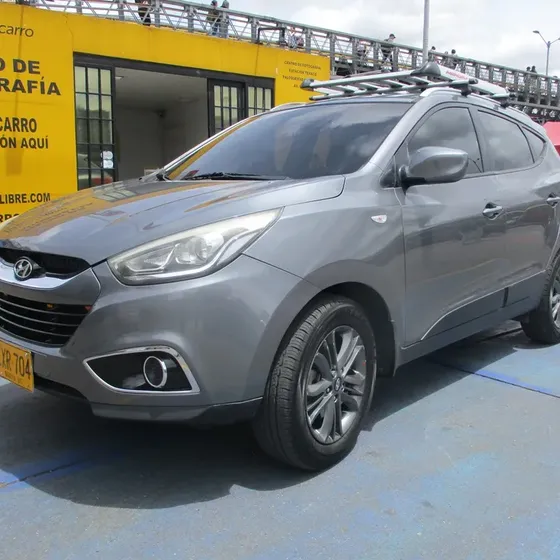 Hyundai Tucson Ix-35 2016 Gl 4x2 2000cc Mt Aa