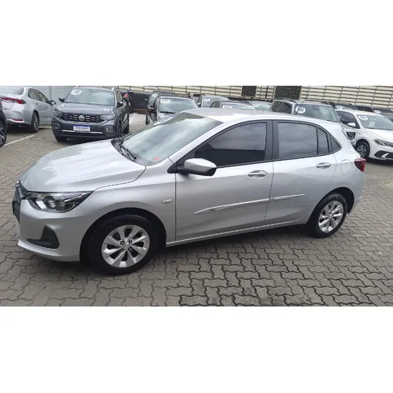 Chevrolet Onix Plus 1.0 Flex Lt Manual
