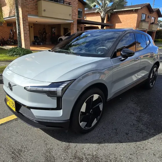 Volvo Ex30 2024 Plus Extended Range