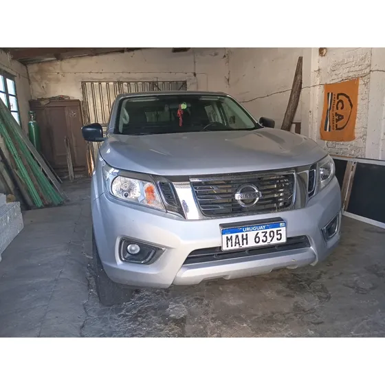 Nissan Np300 Frontier 2.5 S Doble Cabina