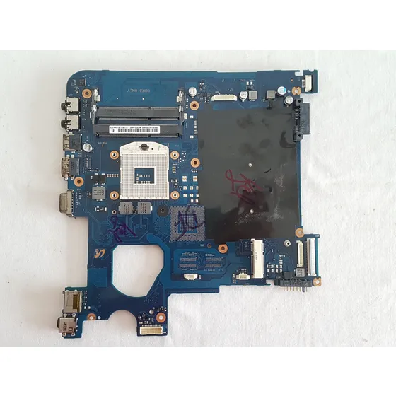 C/defeito Placa Mãe Ba92-11126b Do Samsung Np300e4c