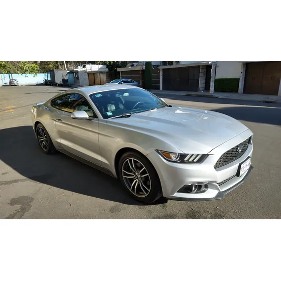 Ford Mustang Ecoboost 4 Cilindros