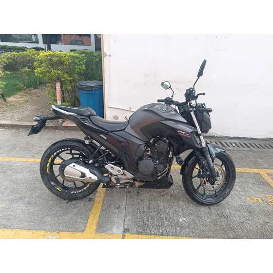 Moto Yahama Fz 250, Modelo 2022-seguro Y Tecno Nuevo