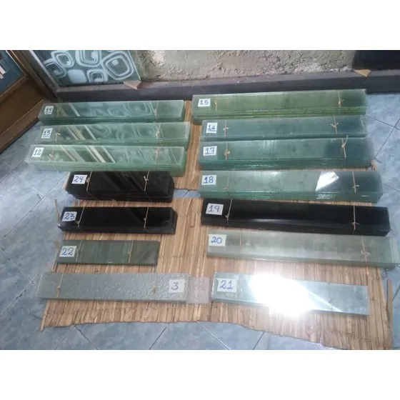 (2) Paletas De Vidrio Para Ventanas Romanilla