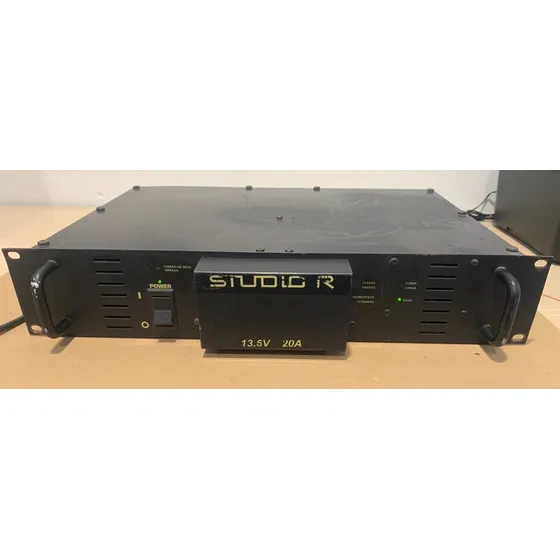  Studio R 13.6v 20a