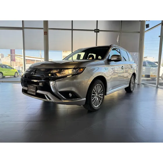 Mitsubishi Outlander 2.0 Se Híbrido 4x4 At
