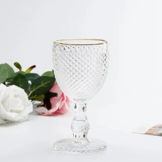 Conjunto Com 6 Taças De Vidro Diamond Abacaxi Borda Dourado Cristal Transparente Para Vinho E Ăgua 340 Ml Conjunto Com 6 Taças De Vidro Diamond Abacaxi Borda Dourado Cristal Transparente Para Vinho E Ăgua 340 Ml