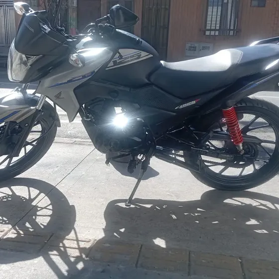 Cb 125f Negro Plata Azul