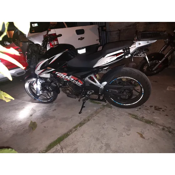 Pulsar Ns Fi